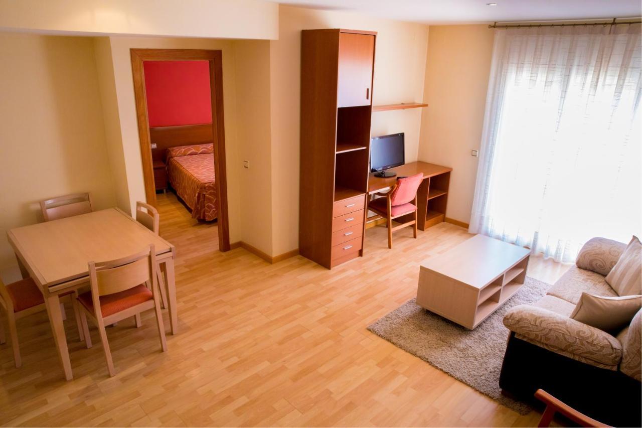 Hotel Jardi Apartaments Mollerusa Bagian luar foto